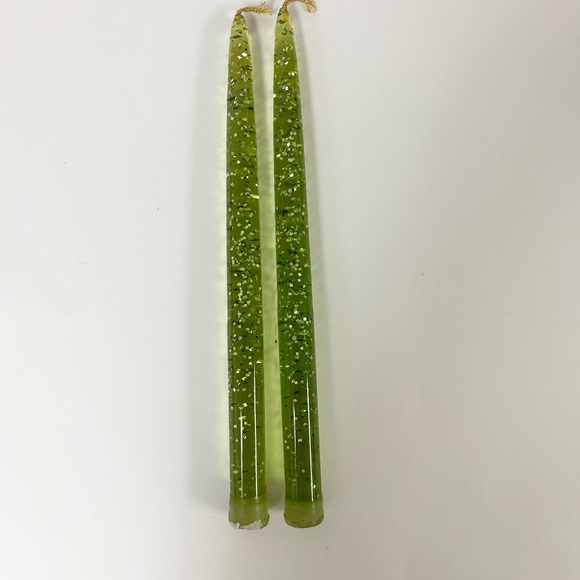 PAIR MID CENTURY MODERN LUCITE CANDLES Avocado Green Gold Wick Flecks 12” 1950’s - Picture 2 of 4